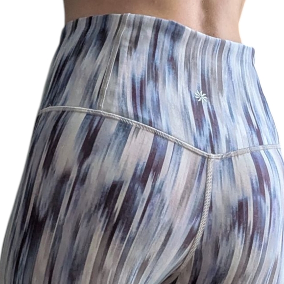 Athleta Elation Cropped Tight Blue Purple Watercolor High Rise Leggings Small - Picture 4 of 16